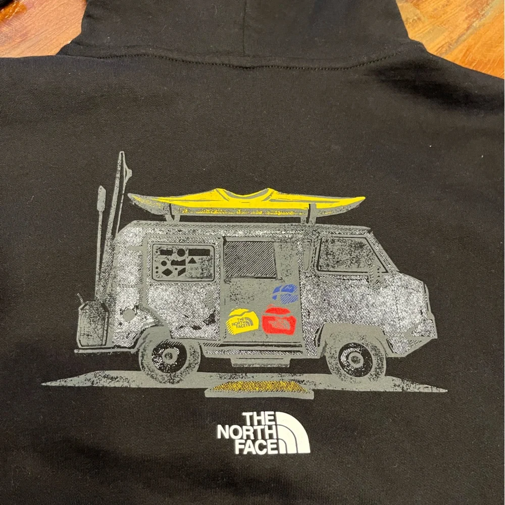 NWT North Face Men’s Hoodie